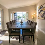 4Bed Orlando Lakefront House With Pool Near Downtown