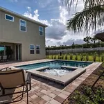 Contemporary Disney Vacationhome