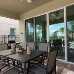 Contemporary Disney Vacationhome