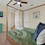 261 Lasso Drive 6Bed