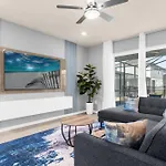 Luxury 5 Bedroom Family Villa With Pool Theater And Arcade Near Disney