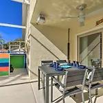 Florida Disney Star Wars Villa, Poolside Cinema