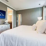 Gorgeous Home W Game Room Heated Pool Spa