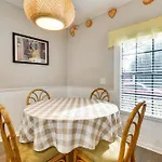 Orlando Golden Girls Retreat Prime Location!