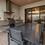 4Bd And 4.5Ba Amazing Villa With Private Hot Tub