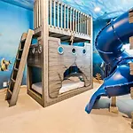 220-6-Pc-Stunning Slide Bedroom Home