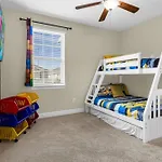 431-7-Np-Gateaway With Screened Pool