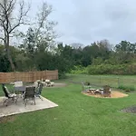 Cozy Home With Game Garage And Fenced Backyard