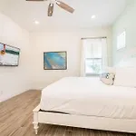 Sea Breeze Cottage Near Disney With Private Hot Tub Margaritaville Resort Access - 3016Sr