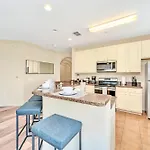 Spacious 3Br Condo With Pool And Hot Tub, Near Disney!
