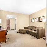 Comfort Suites Orlando Airport