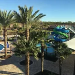 Four Bedroom Townhouse In Regal Oaks At Old Town