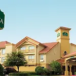 La Quinta Inns Suites