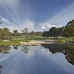 Lakeside Cottages At The Bay Hill Club