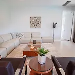 8 Bedroom Vacation Home With Pool 2107