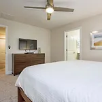 Storey Lake-5 Bedroom Townhome W/Splashpool-1630St