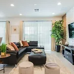 Stunning Vacation Home So2623