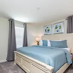 Luxury Lake View 8 Bedroom Villa With Games Room