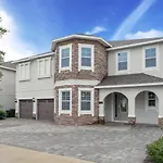 11 Bedroom Vacation Home With Pool