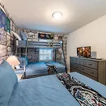 Amazing Home With Themed Bedrooms