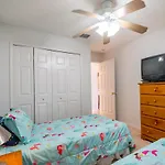 639 4-Bed Orlando Vacation Home Near Disney