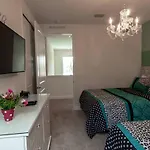 Encore Resort 5 Bedroom Vacation Home With Pool