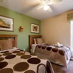 Three-Bedroom Pool Home Kissimmee