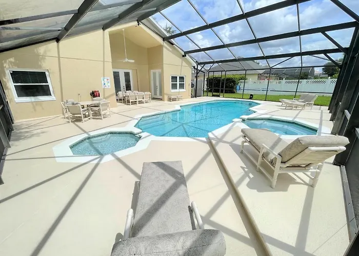 Mickeys Circle - Gorgeous! Modern 6Br, With Private South Facing Pool Hot Tub Bbq Theater 2 Miles To Disney