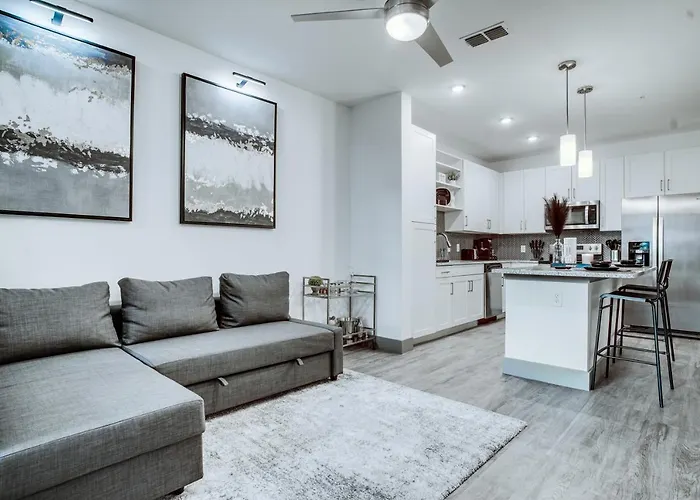 Luxury 1Br 1Bth Sleeps Up To 5