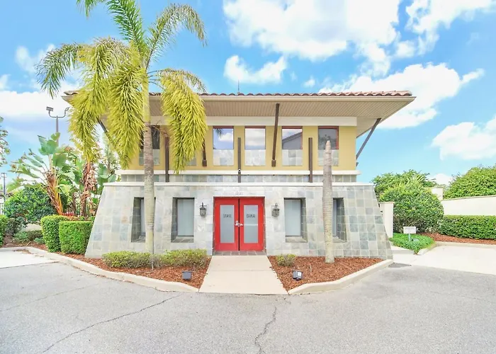 Modern 4Br Townhome- Resort Access - Near Disney
