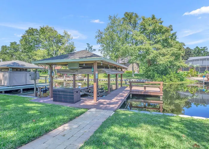 Best Of Both Worlds Lakehouse
