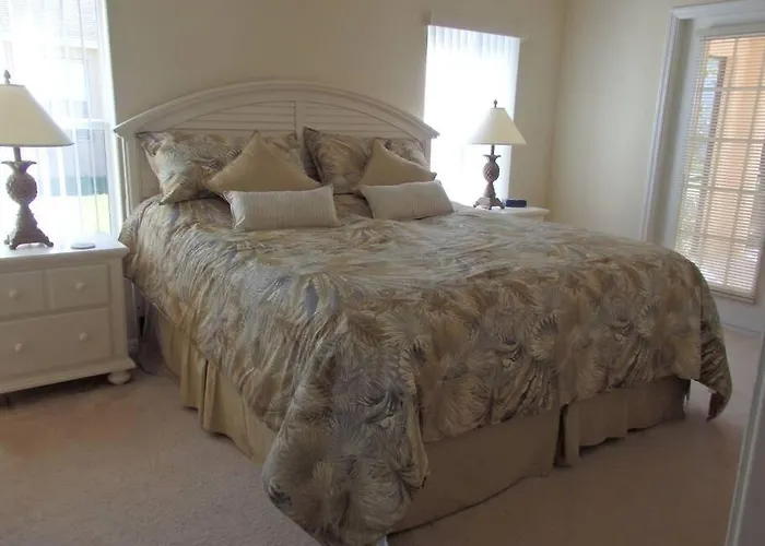 35 - Fabulous 4 Bedroom Villa With South Facing Pool