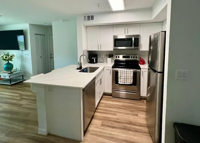 Great Apt Universal Florida