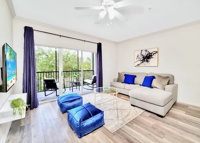 2Br Queen Bed Condo - Hot Tub Pool - Near Disney