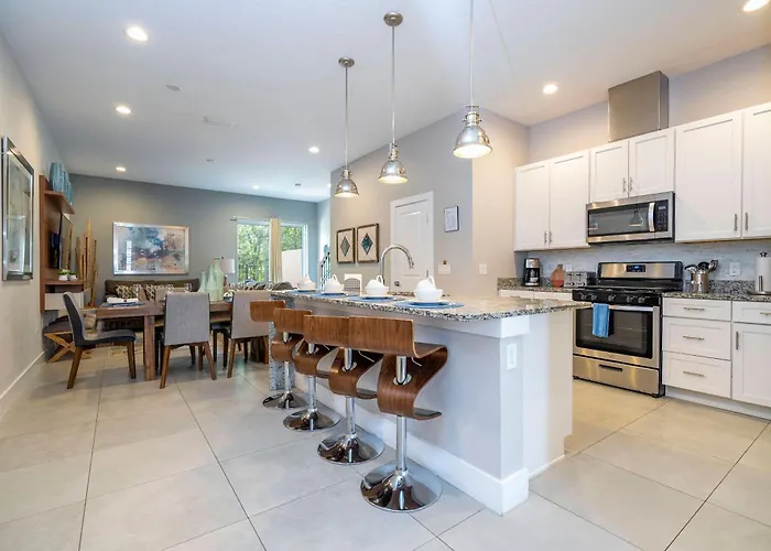 Gorgeous 4 Suites Dream Villa 5 Min To Disney