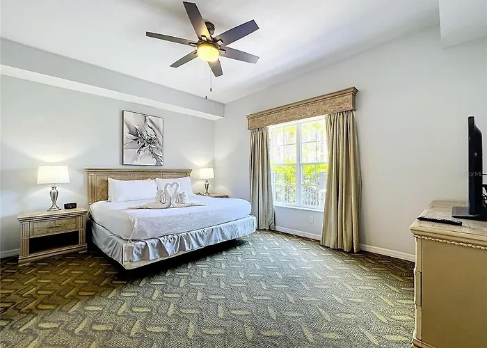 Spacious 3 Bed 3 Bath Luxury Condo 5 Min From Disney