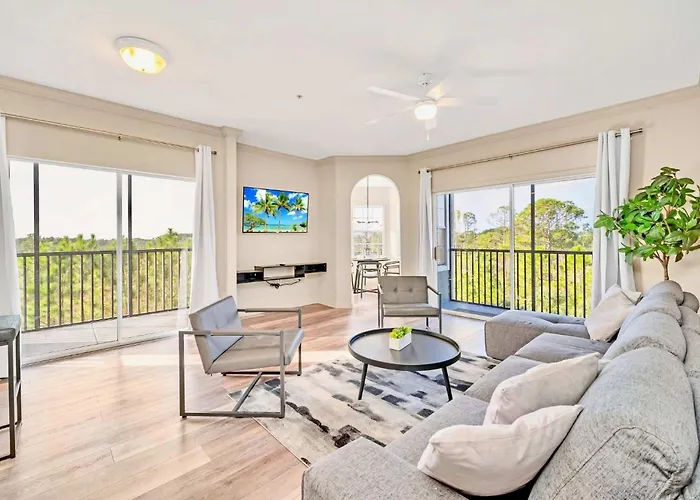 Spacious 3Br Condo With Pool And Hot Tub, Near Disney!