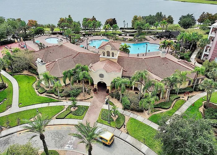 Vista Cay Luxury 3 Bedroom Condo