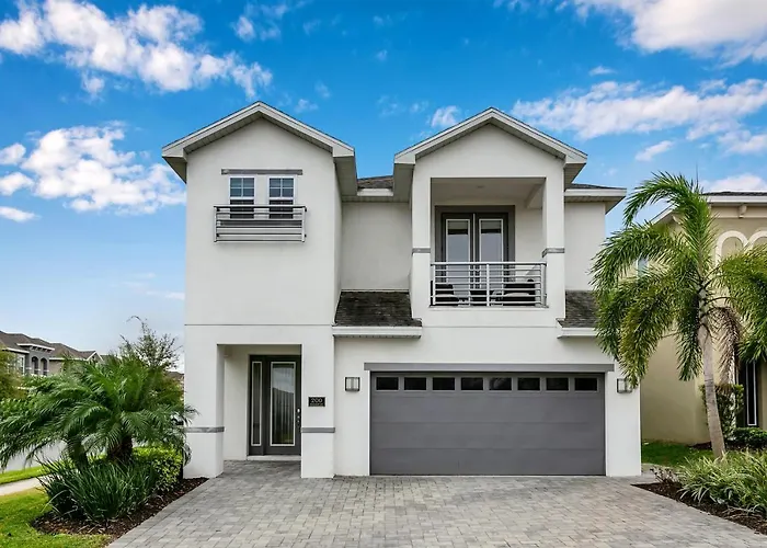 Encore Resort 6 Bedroom Vacation Home With Pool
