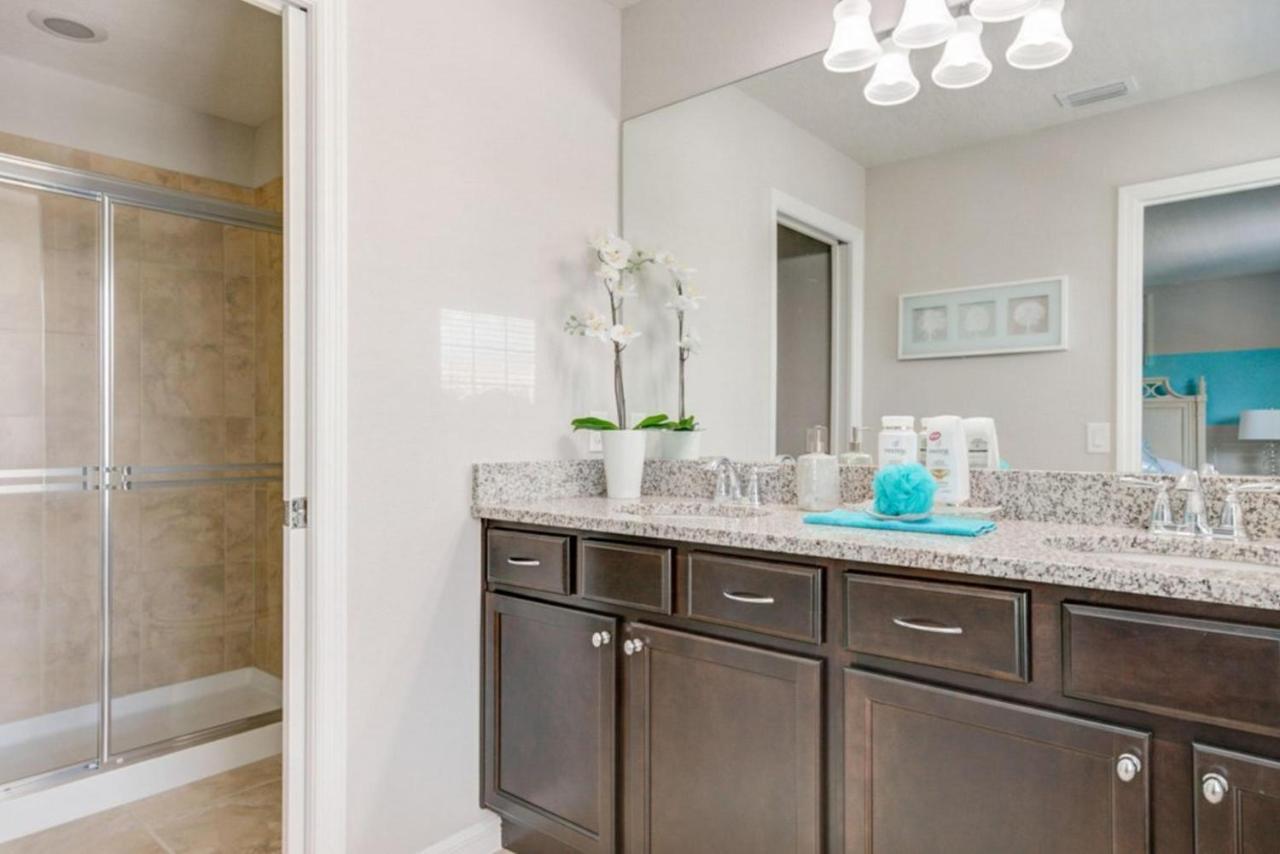 Holiday home Windsor At Westside 6 Bedroom By Florida Star Vacations *