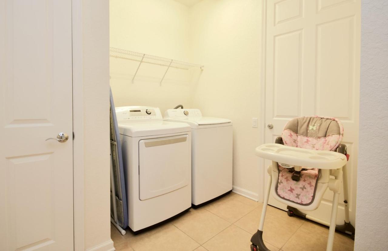 Holiday home New! Vista Cay Lakeview Condo-huge! Near Parks-occc