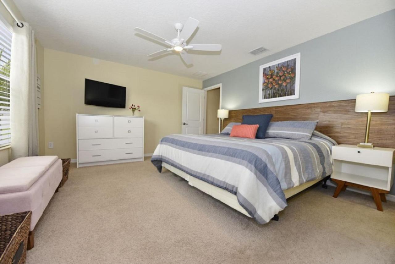 Adorable 4 Bedrooms With Pool At Storey *