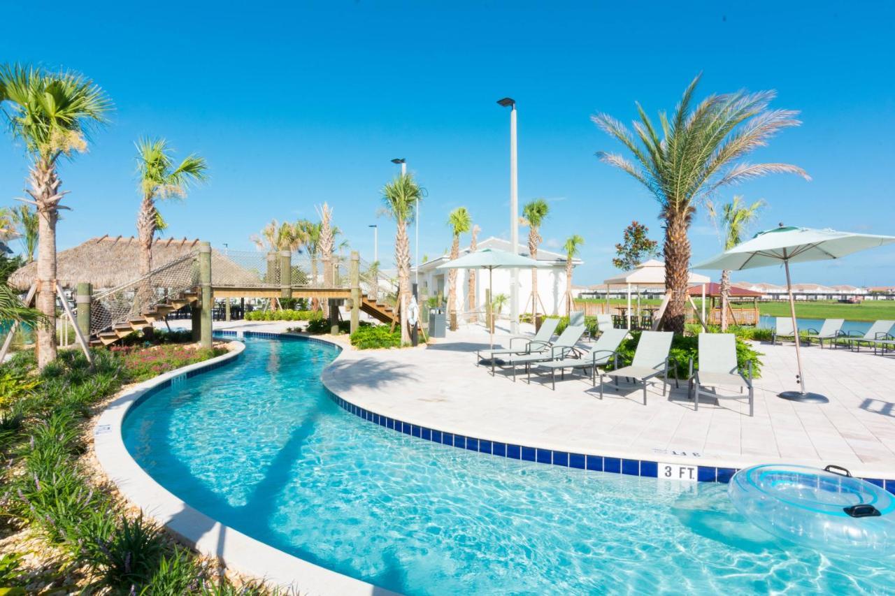 Adorable 4 Bedrooms With Pool At Storey