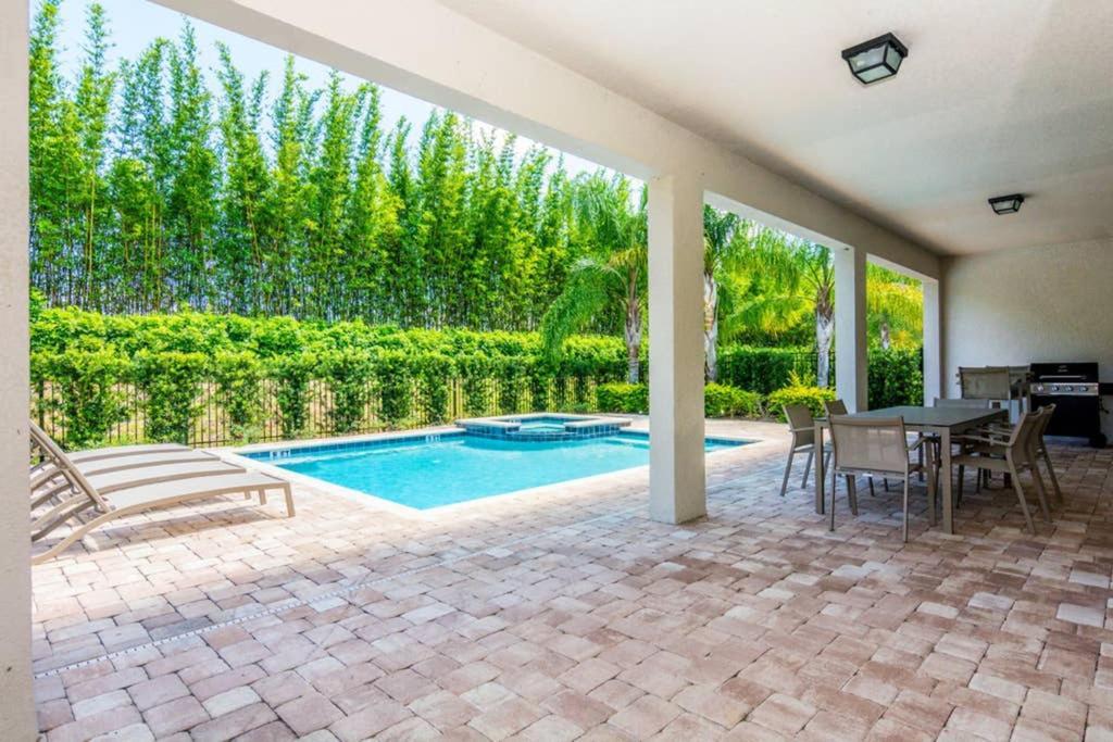 Gorgeous Single With Private Pool At Encore Ec7463