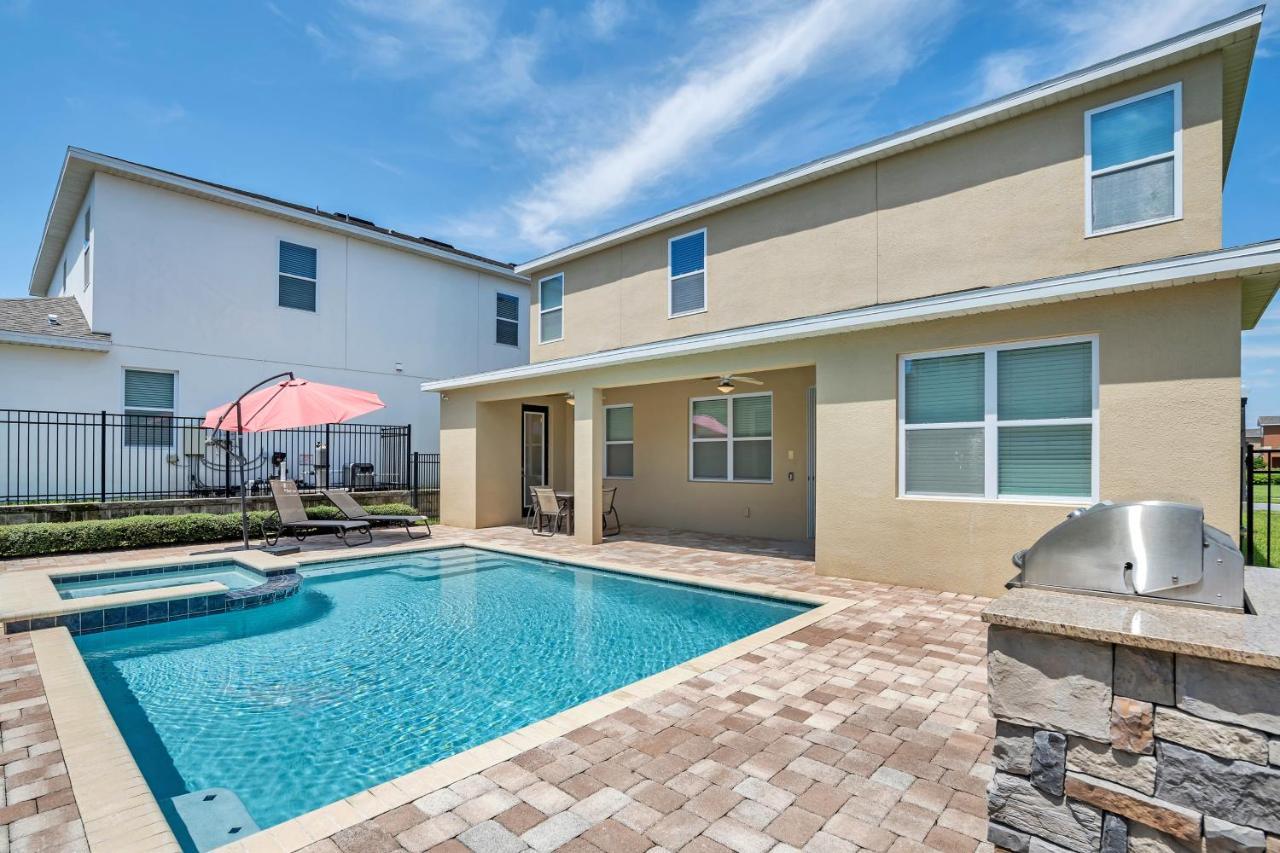 6 Bedroom Vacation With Pool Orlando
