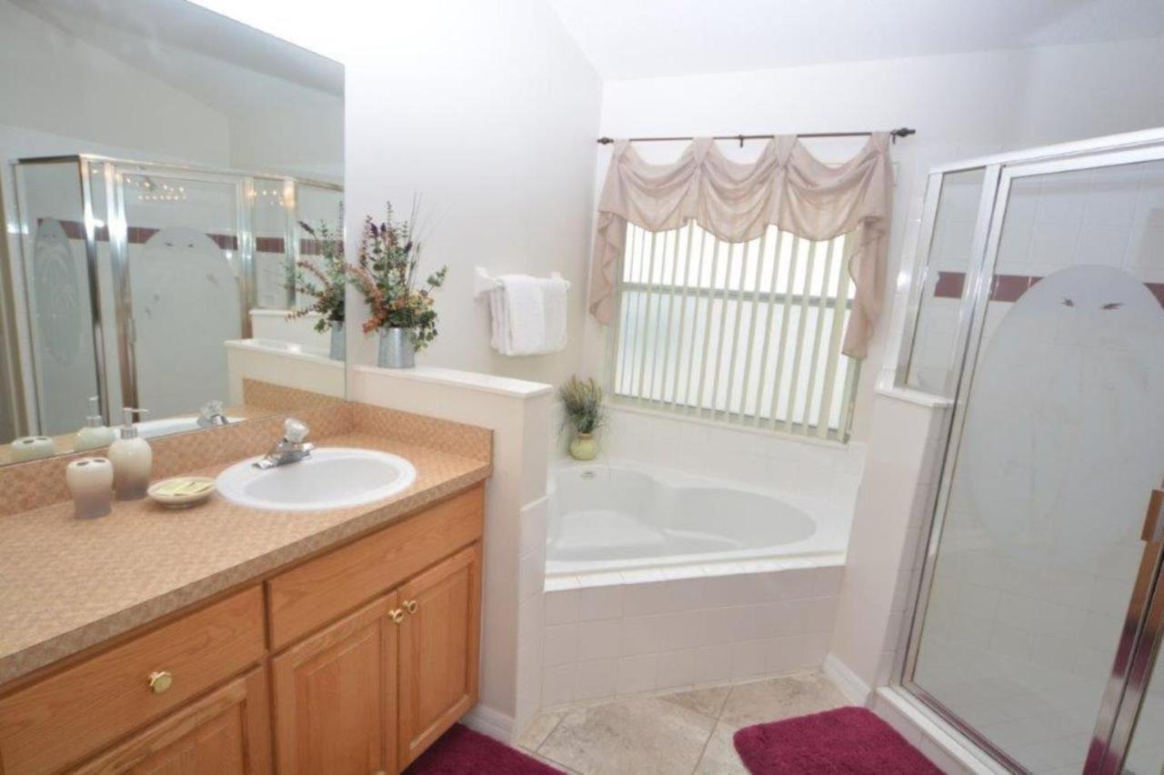 322610 4-bed Area W/games Room/spa Holiday home Orlando