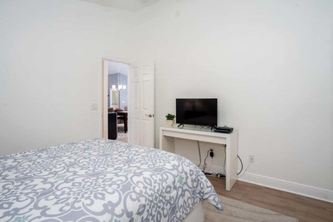 Holiday home 8084 Indiancreek 5 Bedroom, 4 Baths, Games