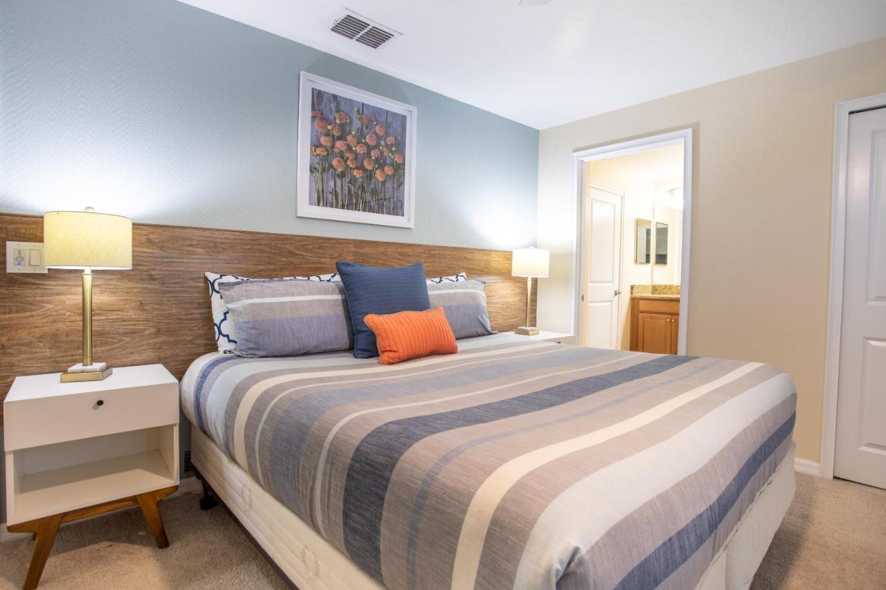 Adorable 4 Bedrooms With Pool At Storey *
