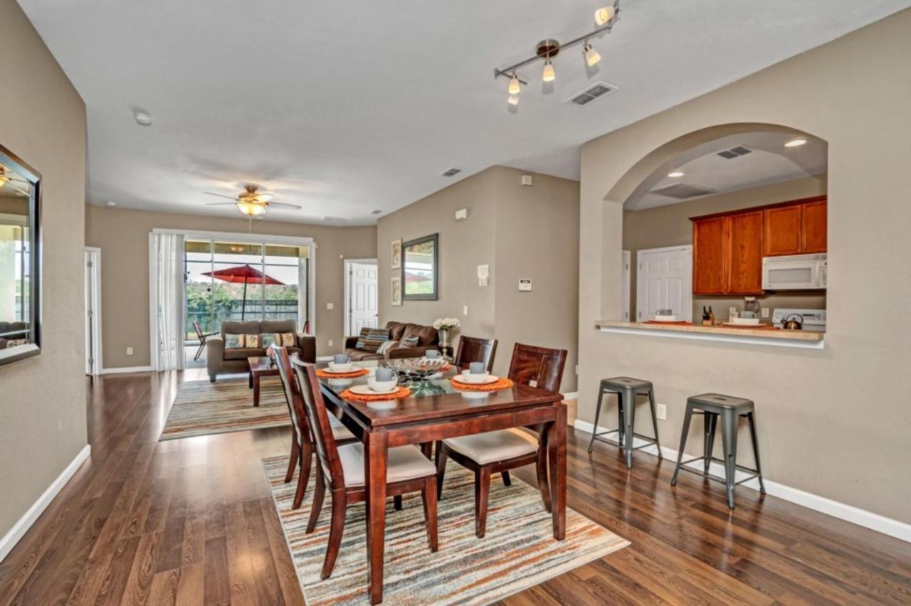 Check It Out! New Lower Pricing! 5 Bedrooms Holiday home Orlando