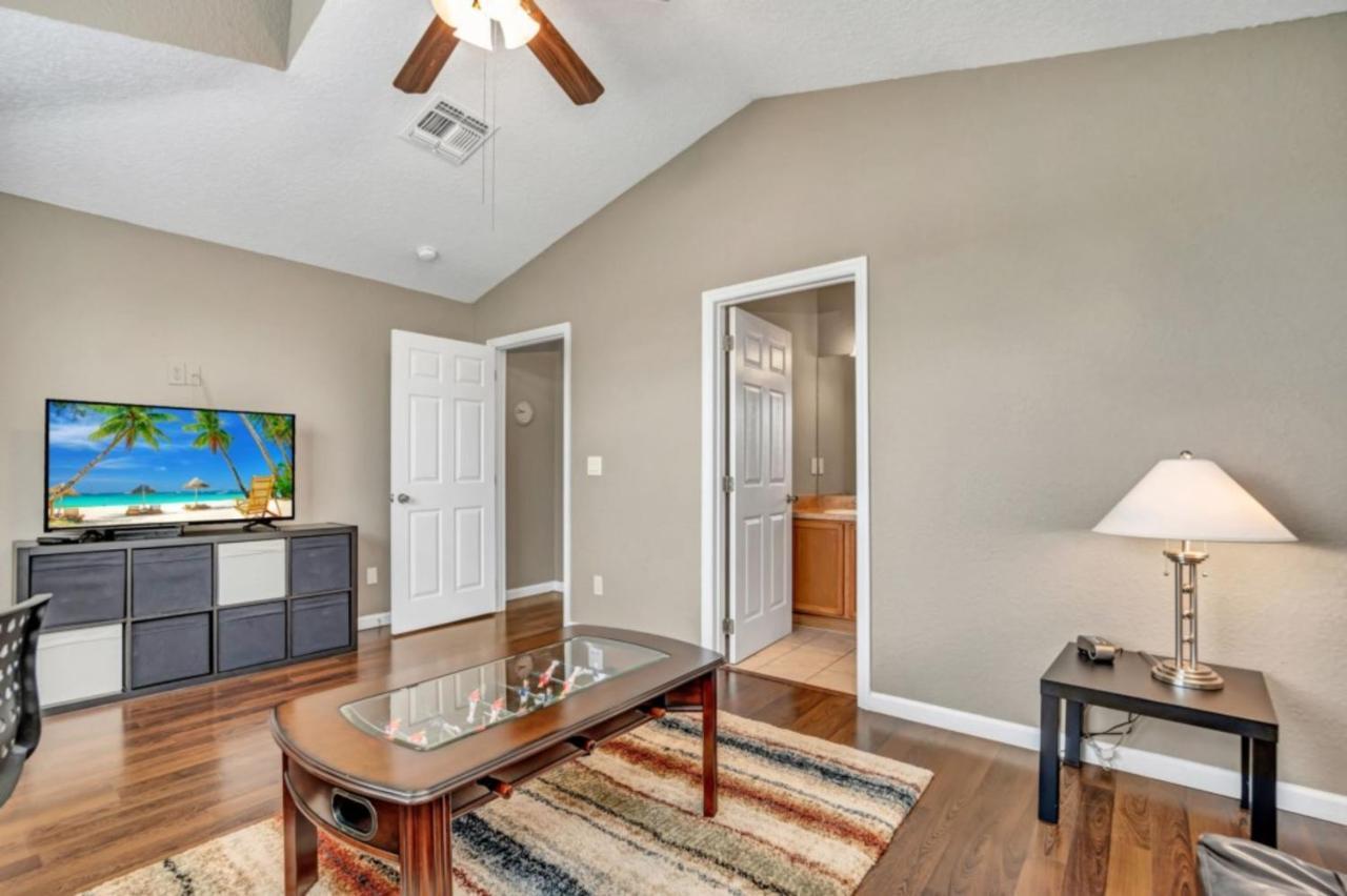 Holiday home Check It Out! New Lower Pricing! 5 Bedrooms Orlando